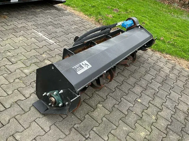 2021 hydraulische grondfrees - afbeelding 1 van  8