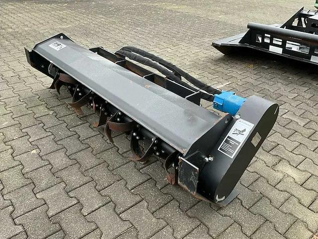 2021 hydraulische grondfrees - afbeelding 4 van  8
