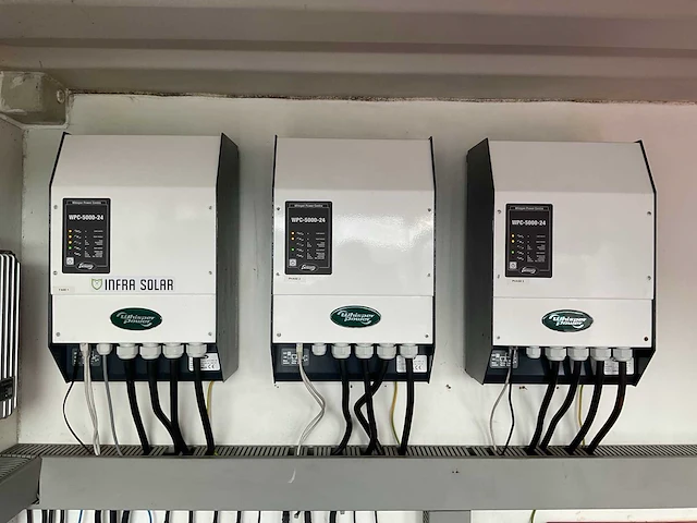 2021 infra solar 1904 off-grid/hybride energy unit 44kva/66,2kwh - afbeelding 15 van  34