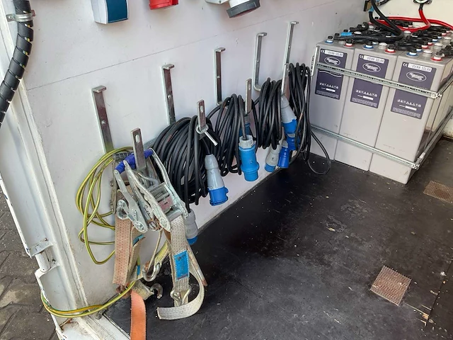 2021 infra solar 1904 off-grid/hybride energy unit 44kva/66,2kwh - afbeelding 19 van  34