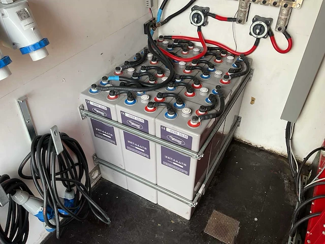 2021 infra solar 1904 off-grid/hybride energy unit 44kva/66,2kwh - afbeelding 21 van  34