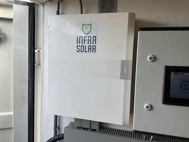2021 infra solar 1904 off-grid/hybride energy unit 44kva/66,2kwh - afbeelding 24 van  34