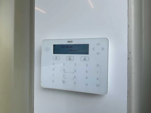 2021 infra solar 1905 off-grid/hybride energy unit 44kva/66,2kwh - afbeelding 32 van  42