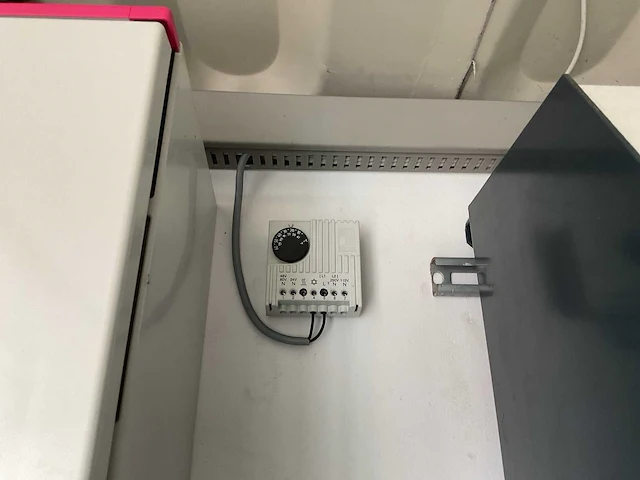 2021 infra solar 1905 off-grid/hybride energy unit 44kva/66,2kwh - afbeelding 34 van  42