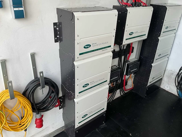 2021 infra solar 1906 off-grid/hybride energy unit 44kva/66,2kwh - afbeelding 25 van  43