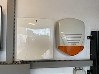 2021 infra solar 1906 off-grid/hybride energy unit 44kva/66,2kwh - afbeelding 31 van  43