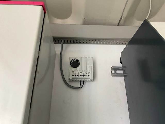 2021 infra solar 1906 off-grid/hybride energy unit 44kva/66,2kwh - afbeelding 35 van  43