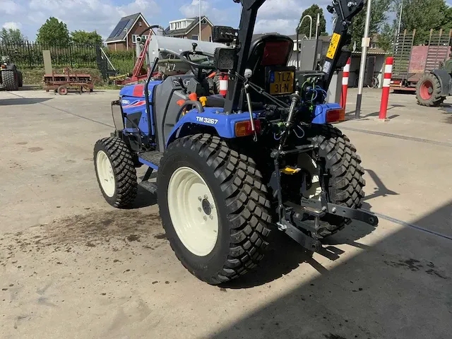 2021 iseki tm3267 smalspoor- en compacttractor - afbeelding 34 van  41