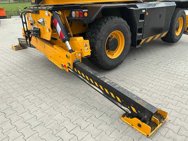 2021 jcb 555p210r met hulpstukken - afbeelding 2 van  87
