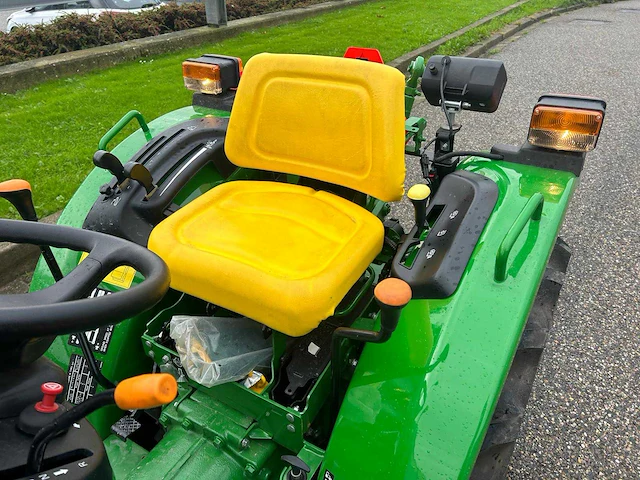 2021 john deere 3028 en - afbeelding 3 van  21