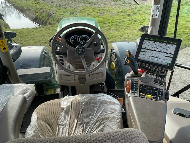 2021 john deere 6155r vierwielaangedreven landbouwtractor - afbeelding 18 van  41