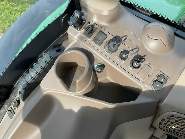2021 john deere 6155r vierwielaangedreven landbouwtractor - afbeelding 25 van  41