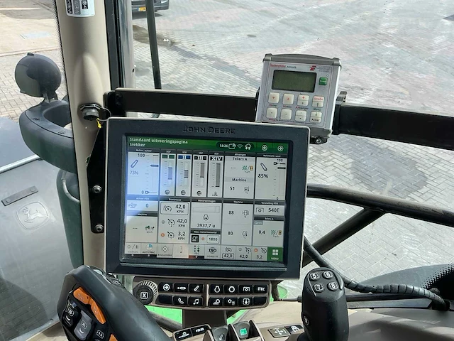 2021 john deere 6230r vierwielaangedreven landbouwtractor - afbeelding 4 van  43