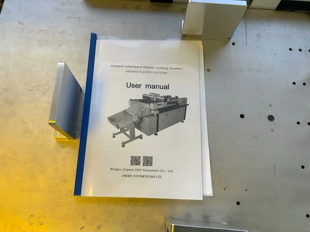 2021 jwei lst-0604-rm digitale flatbed snijplotter - afbeelding 5 van  9
