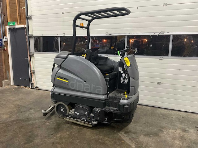 2021 karcher b250rbp zelfrijdende veegmachine - afbeelding 6 van  7