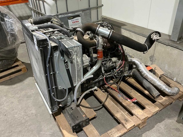 2021 kohler kdi-tcr 250 4e5/15 motor noodstroomaggregaat - afbeelding 1 van  8