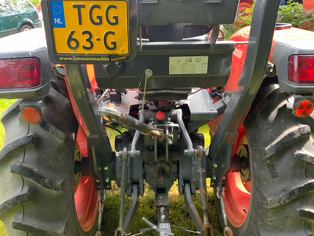 2021 kubota l1361 vierwielaangedreven landbouwtractor - afbeelding 2 van  41