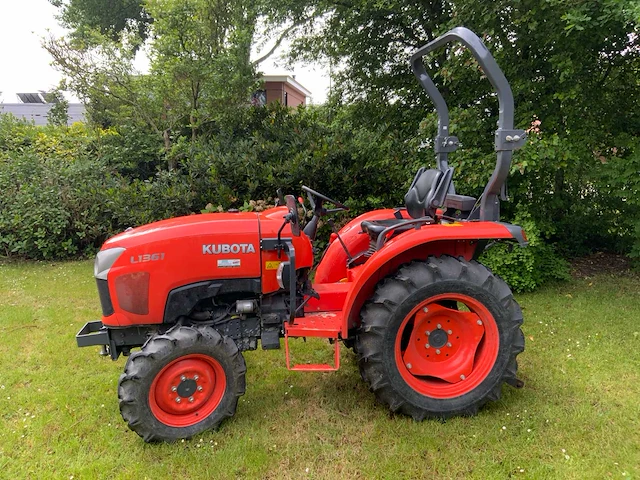 2021 kubota l1361 vierwielaangedreven landbouwtractor - afbeelding 12 van  41