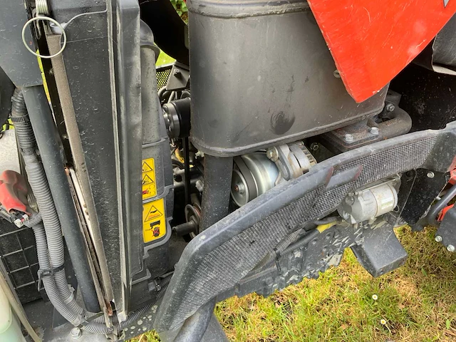 2021 kubota l1361 vierwielaangedreven landbouwtractor - afbeelding 33 van  41