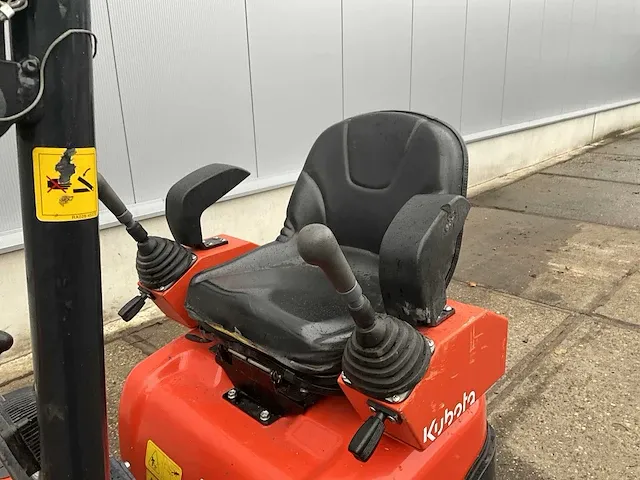 2021 kubota u10-3 ergo control minigraafmachine - afbeelding 18 van  35