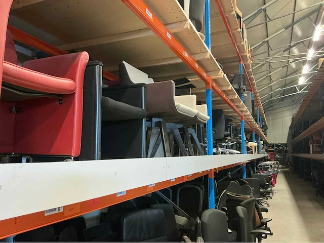 2021 magazijnstelling - afbeelding 11 van  16