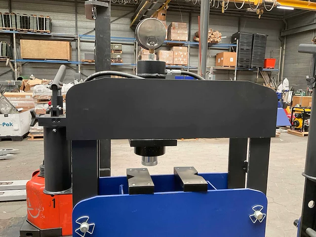 2021 mammuth sp30xhm werkplaatspers - afbeelding 6 van  8