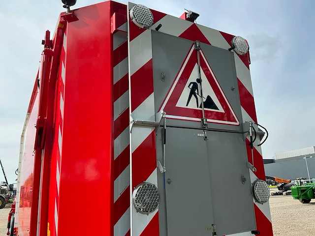 2021 mercedes-benz unimog uge-453 met gögl mht 1700 aanhangwagen - afbeelding 19 van  45