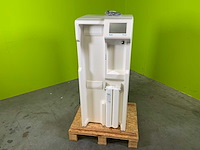 2021 milli-q hx 7080 laboratorium-grade waterzuiveringssysteem - afbeelding 7 van  14