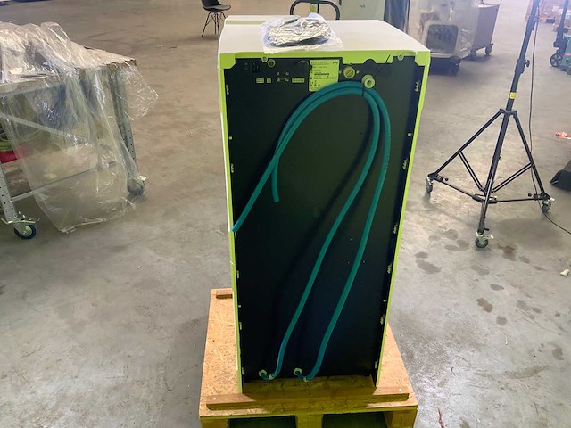 2021 milli-q hx 7080 laboratorium-grade waterzuiveringssysteem - afbeelding 12 van  14