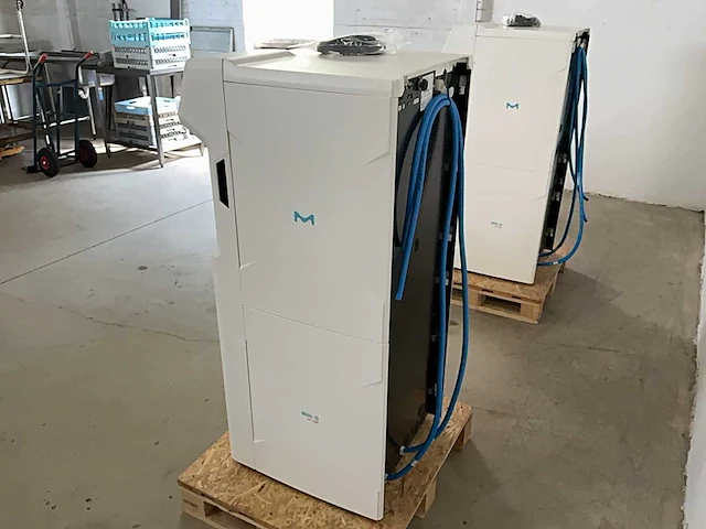 2021 milli-q hx 7080 laboratorium-grade waterzuiveringssysteem - afbeelding 18 van  22