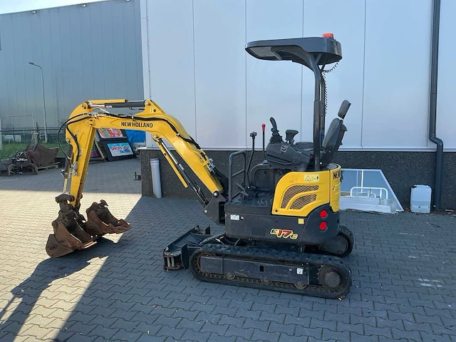 2021 new holland e17c minigraafmachine - afbeelding 23 van  36