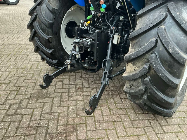 2021 new holland t5.115 vierwielaangedreven landbouwtractor - afbeelding 5 van  32