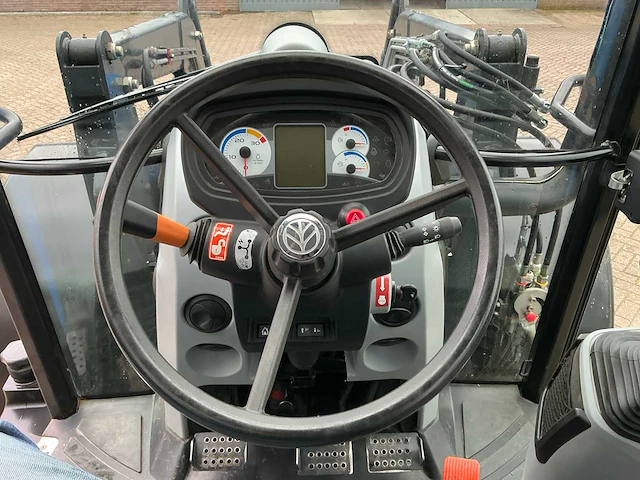 2021 new holland t5.115 vierwielaangedreven landbouwtractor - afbeelding 22 van  32