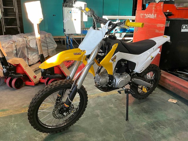 2021 omow db10-d pitbike - afbeelding 1 van  11