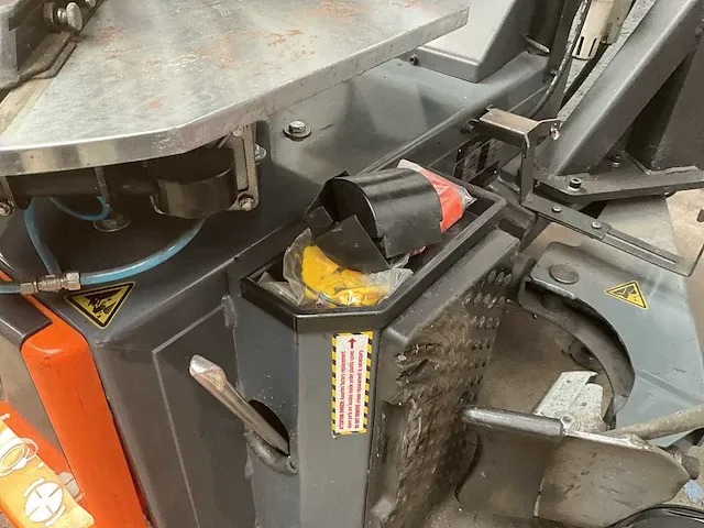 2021 orange q120 bandenwisselmachine - afbeelding 2 van  12