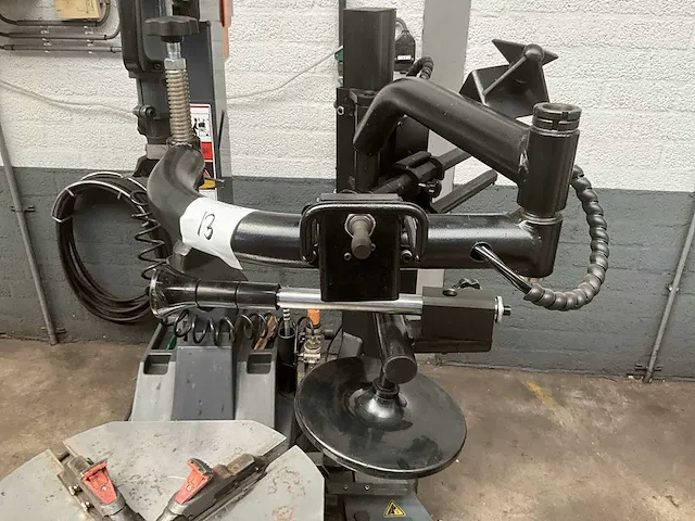 2021 orange q120 bandenwisselmachine - afbeelding 8 van  12