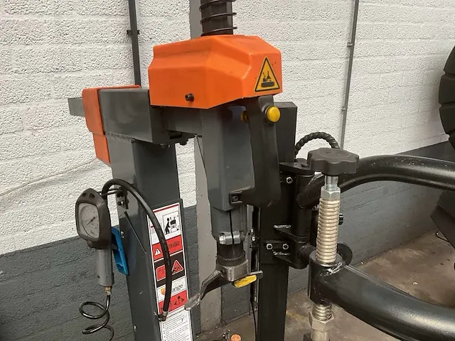 2021 orange q120 bandenwisselmachine - afbeelding 10 van  12