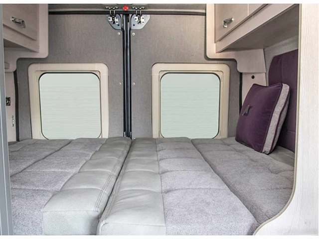 2021 peuget auto-sleepers fairford plus camper - afbeelding 66 van  70