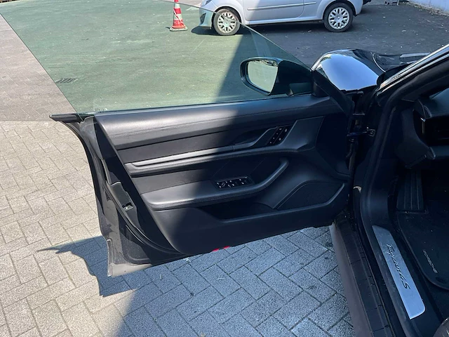 2021 porsche taycan 4s performance personenauto (n-398-lb) - afbeelding 2 van  44