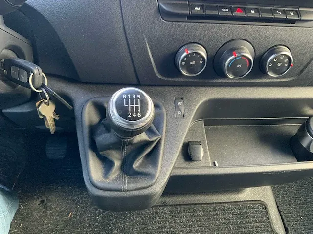 2021 renault master t28 2.3dci 135 l1h1 work edition bedrijfswagen - afbeelding 13 van  31