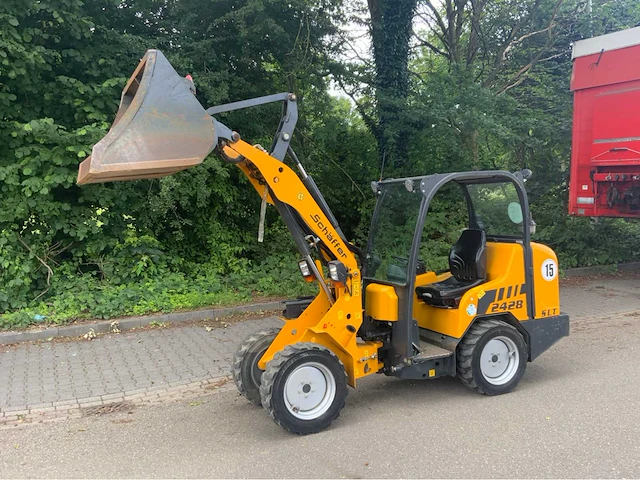 2021 schäffer 2428 slt mini shovel - afbeelding 19 van  24