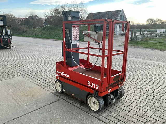 2021 skyjack sj12 hoogwerker - afbeelding 2 van  8