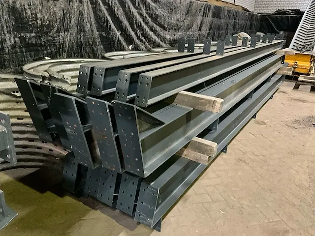 2021 staalconstructie "ongebruikt" - afbeelding 9 van  14