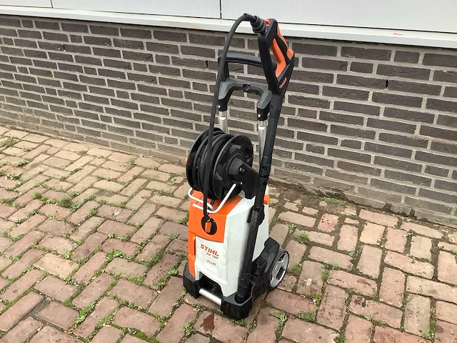 2021 stihl re130 hogedrukreiniger - afbeelding 1 van  4