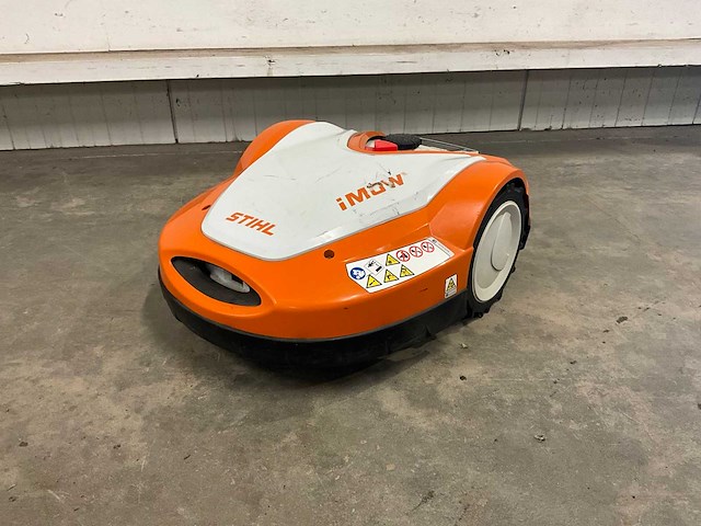 2021 stihl rmi 632 p imow robotmaaier met laadstation - afbeelding 1 van  14