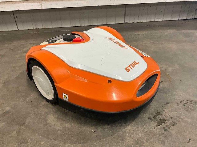 2021 stihl rmi 632 p imow robotmaaier met laadstation - afbeelding 8 van  14