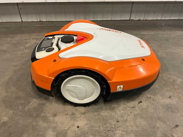 2021 stihl rmi 632 p imow robotmaaier met laadstation - afbeelding 9 van  14