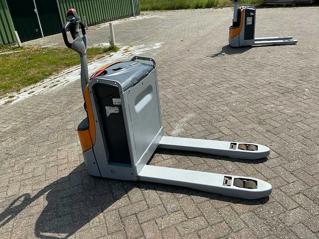 2021 still exu18 elektrische palletwagen - afbeelding 2 van  8