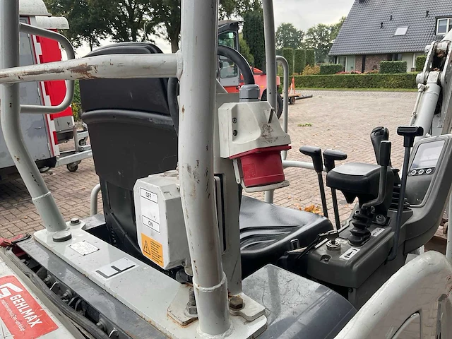2021 takeuchi 2021 tb 216 minigraafmachine - afbeelding 4 van  14