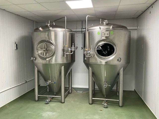 2021 tiantei brewery equipment rvs fermentatie tank (2x) - afbeelding 1 van  18